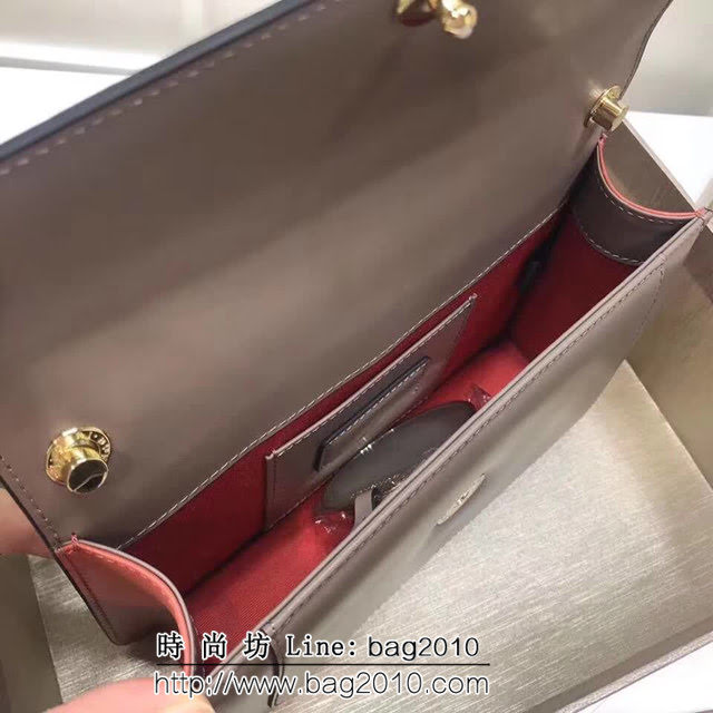 BVLGARI寶格麗 專櫃新款 蛇頭扣環 單層蛇頭包 鏈條單肩斜挎包 B39174 FYD1322